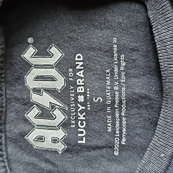 Lucky Brand AC⚡️DC Gray Concert T-Shirt Women's Size Small - Picture 9 of 9